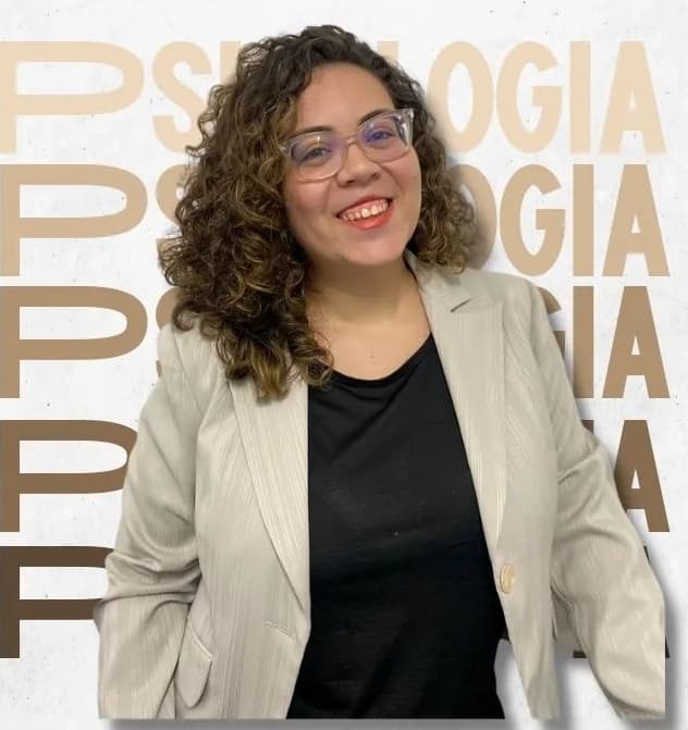 Anna Beatriz Almeida Linhares Pinto